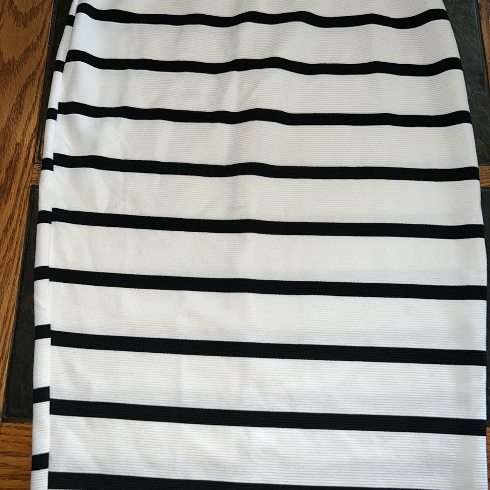 White with black stripe Ezra pencil skirt